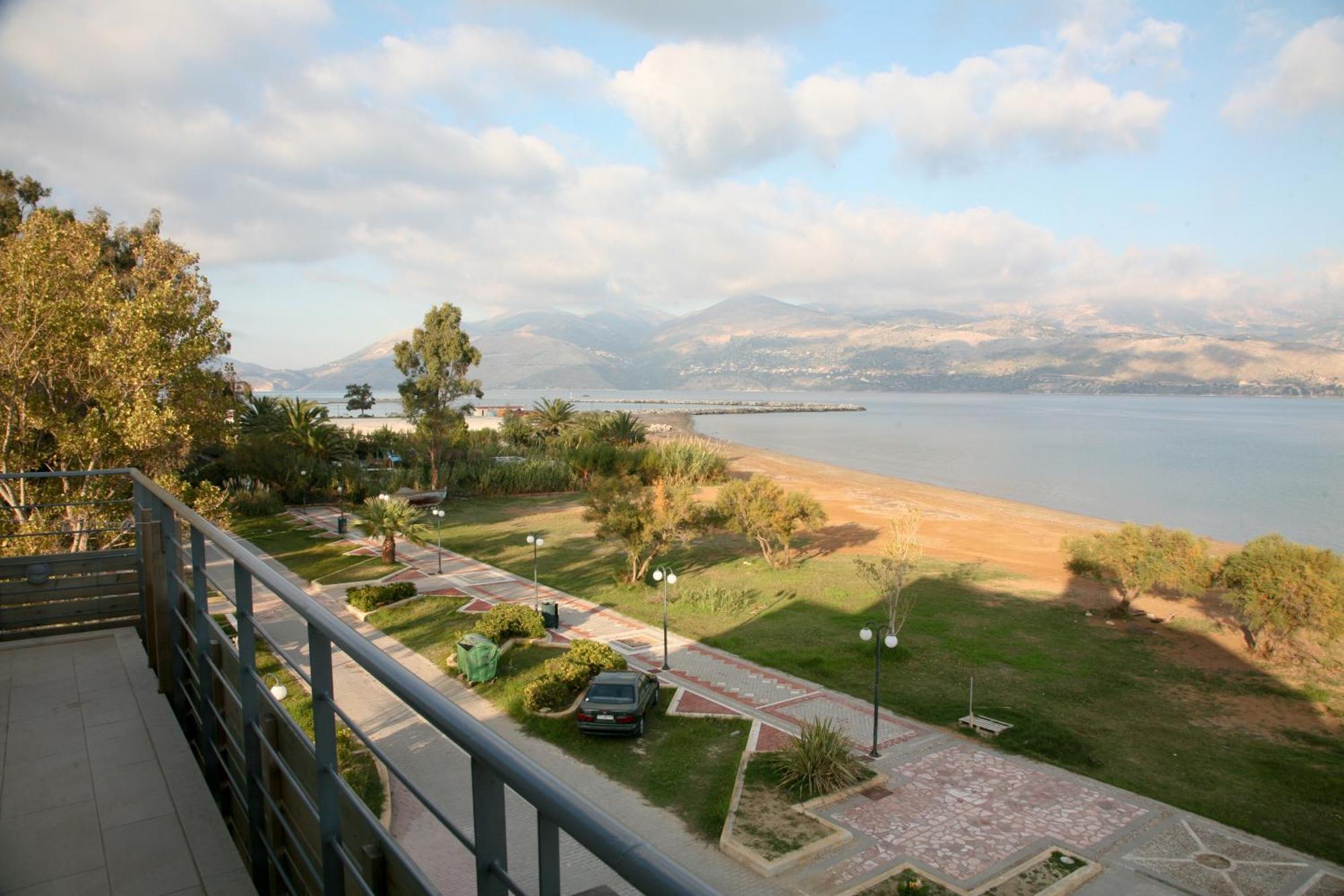 Aura Boutique Hotel Lixouri Luaran gambar